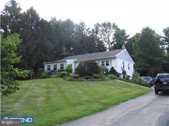 3134 Longacre Road Norristown, PA 19403 - Photo 1 of 10 Exterior Front
