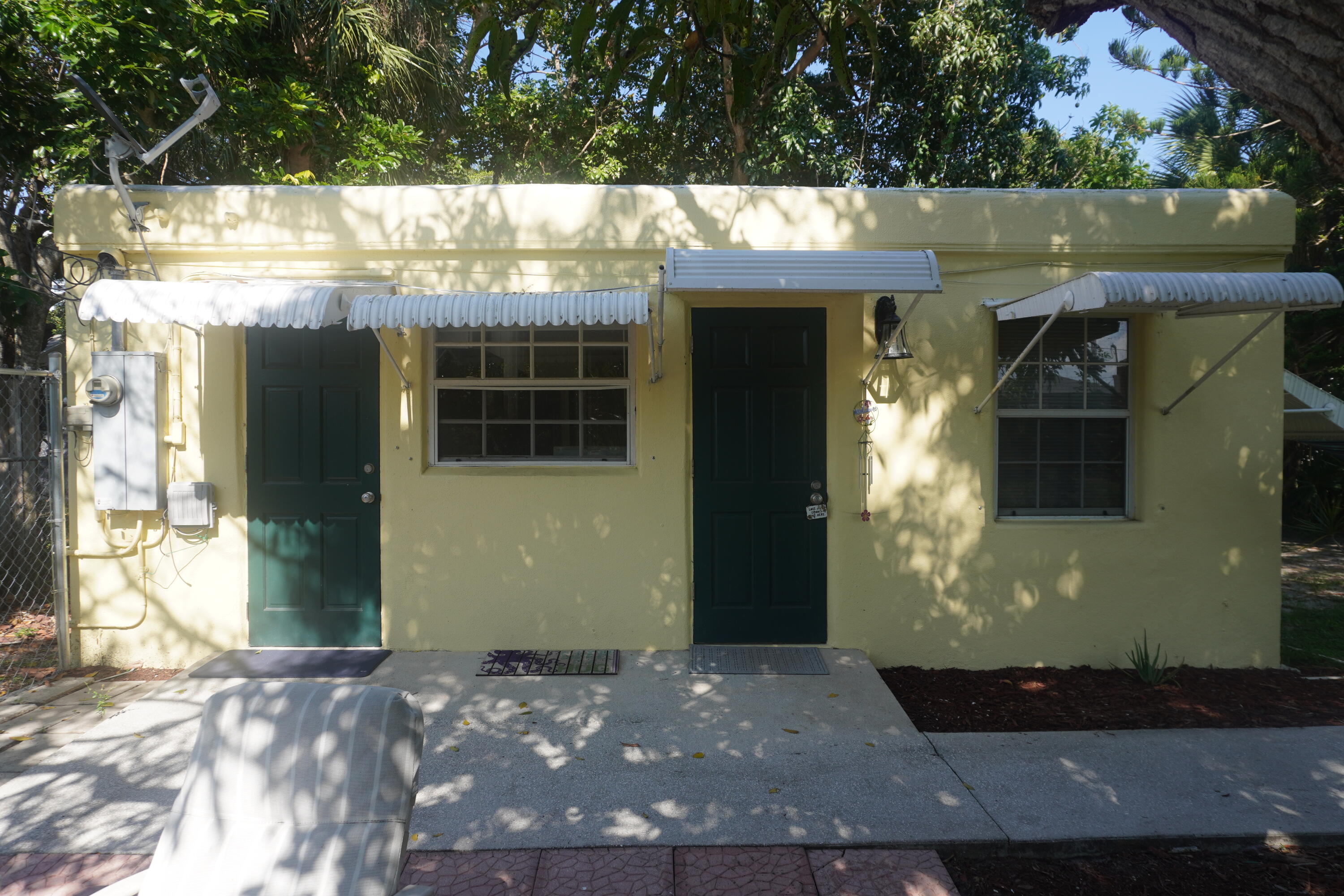 166 West 37th Street, Unit REAR Riviera Beach, FL 33404 - Photo 2 of 3 DSC01654