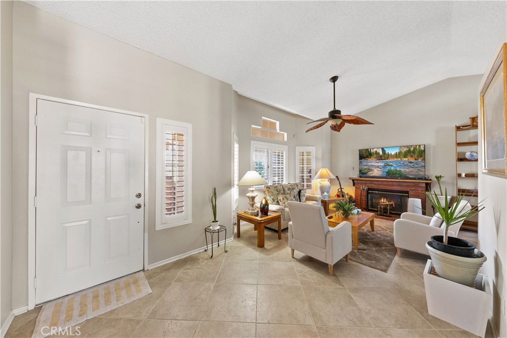 26592 Braddock Road Menifee, CA 92586 - Photo 3 of 23 a living room with furniture