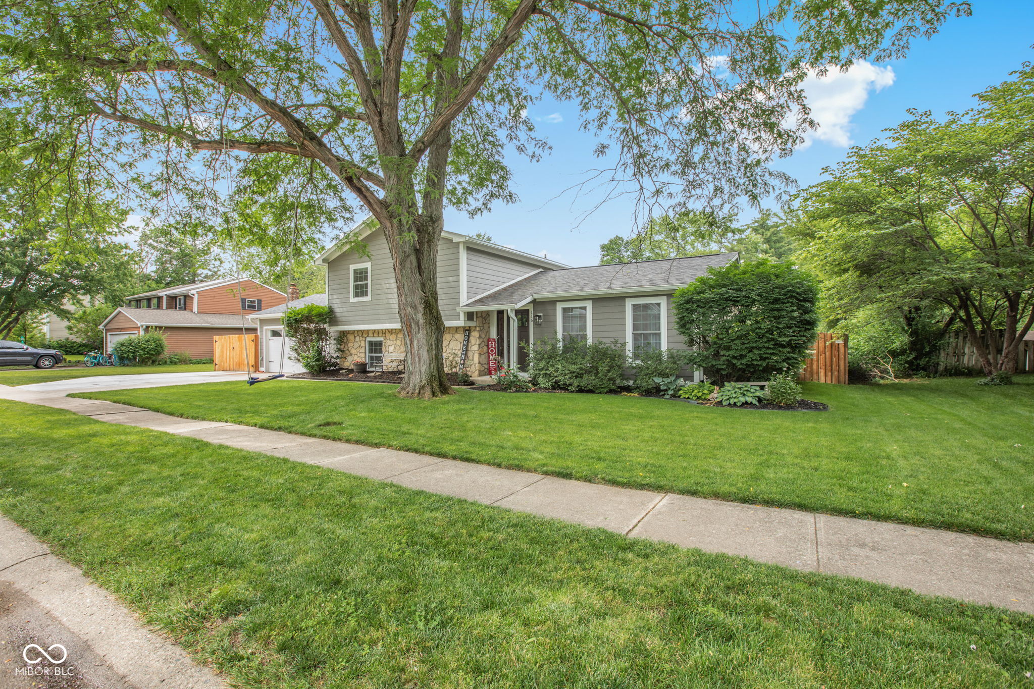 116 Northland Street Fishers, IN 46038 - Photo 2 of 64