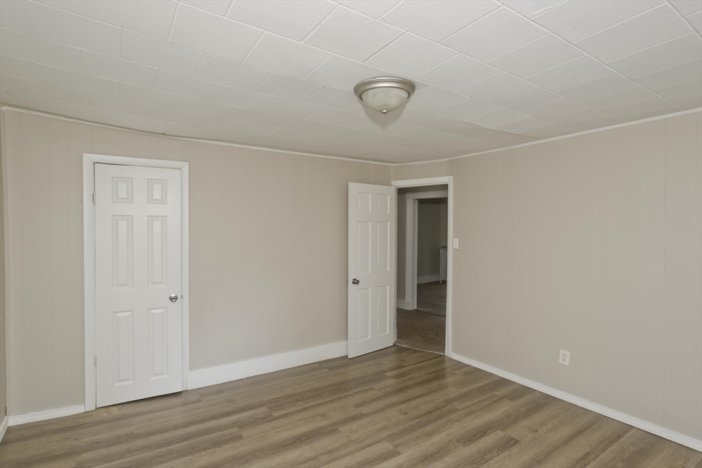 45 Orchard Street Springfield, MA 01107 - Photo 26 of 29