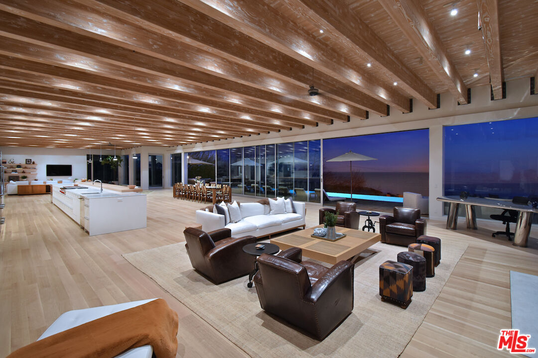 24683 Pacific Coast Highway Malibu, CA 90265 - Photo 12 of 30