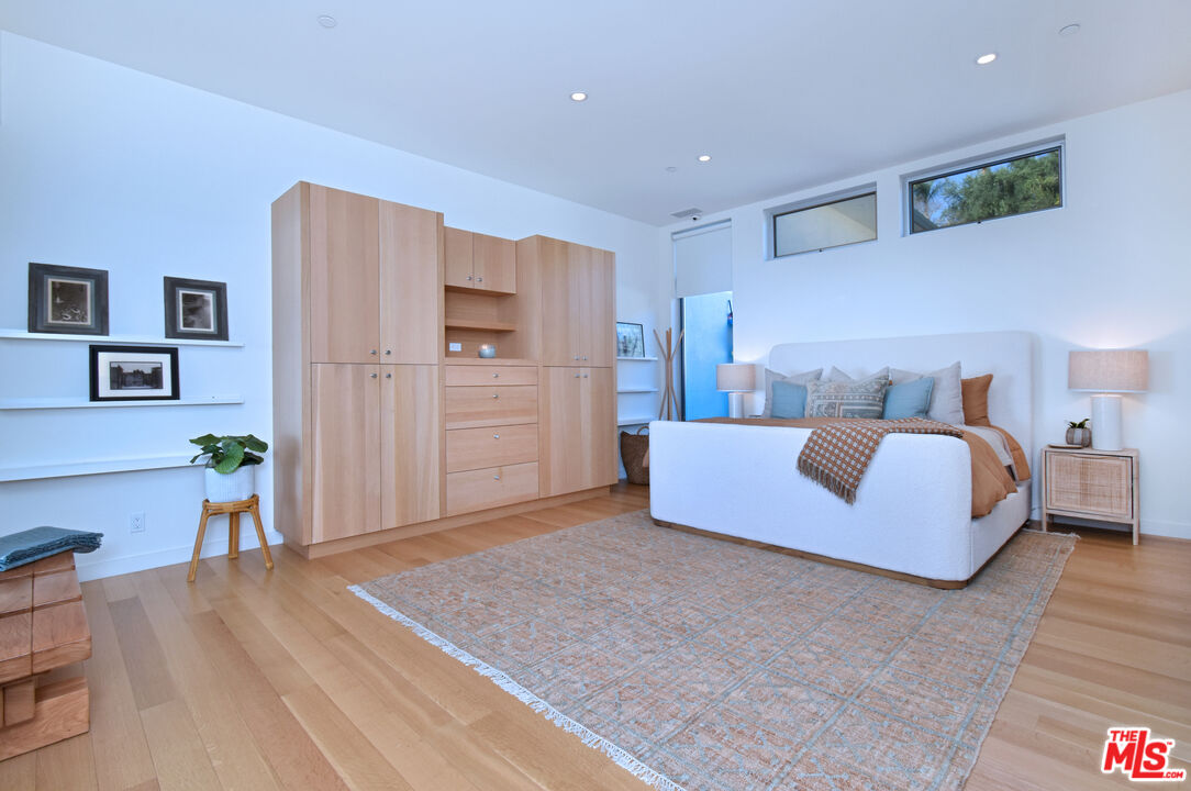 24683 Pacific Coast Highway Malibu, CA 90265 - Photo 15 of 30