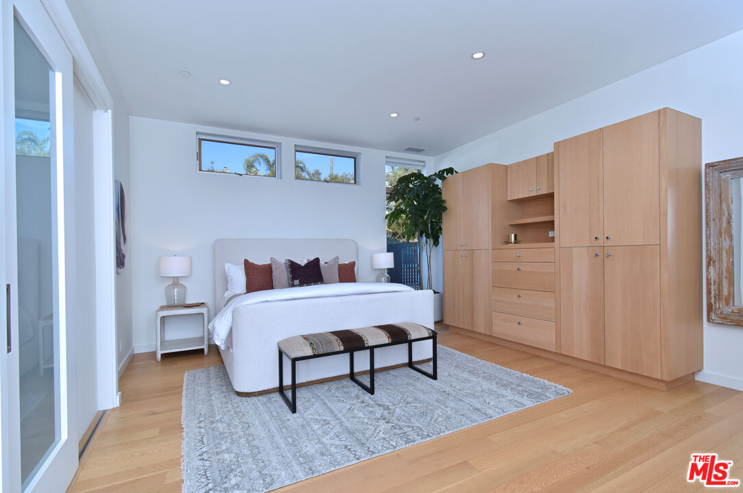 24683 Pacific Coast Highway Malibu, CA 90265 - Photo 16 of 30