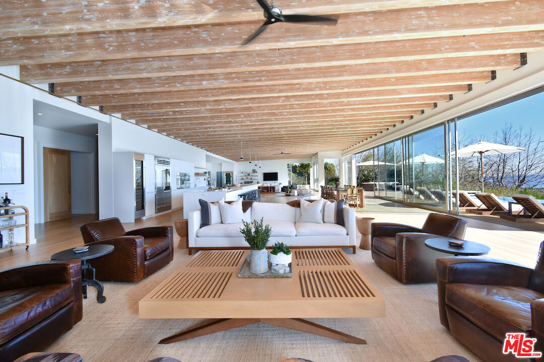 24683 Pacific Coast Highway Malibu, CA 90265 - Photo 10 of 30