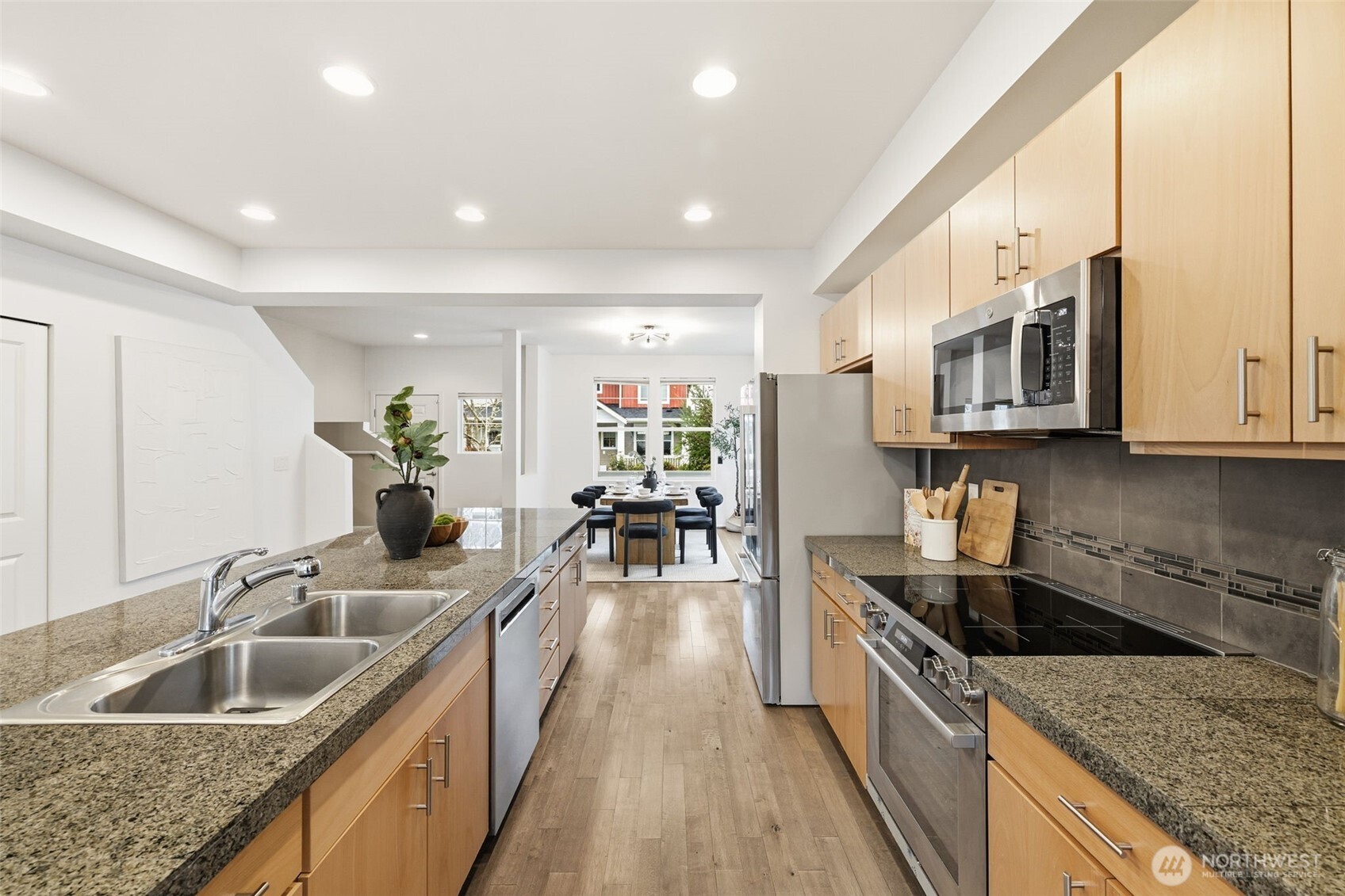 6502 High Point Drive Southwest Seattle, WA 98126 - Photo 13 of 37 Gallery Image 13