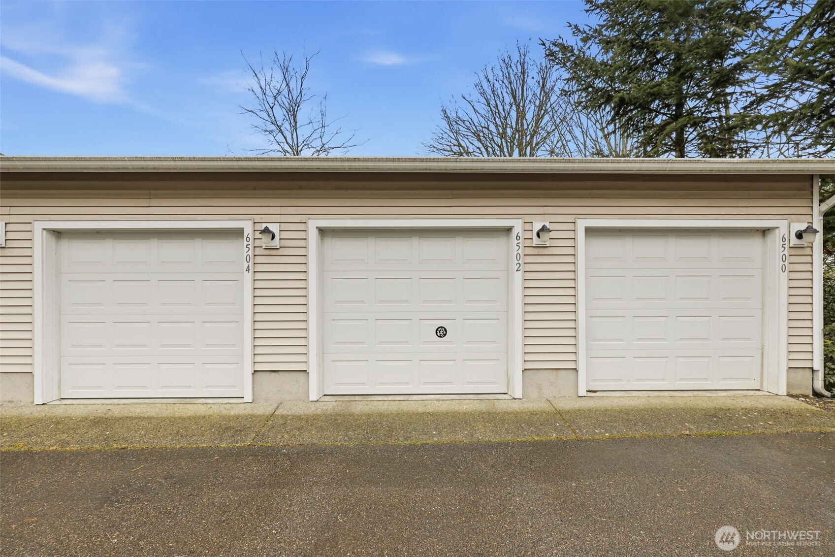 6502 High Point Drive Southwest Seattle, WA 98126 - Photo 27 of 37 Gallery Image 27