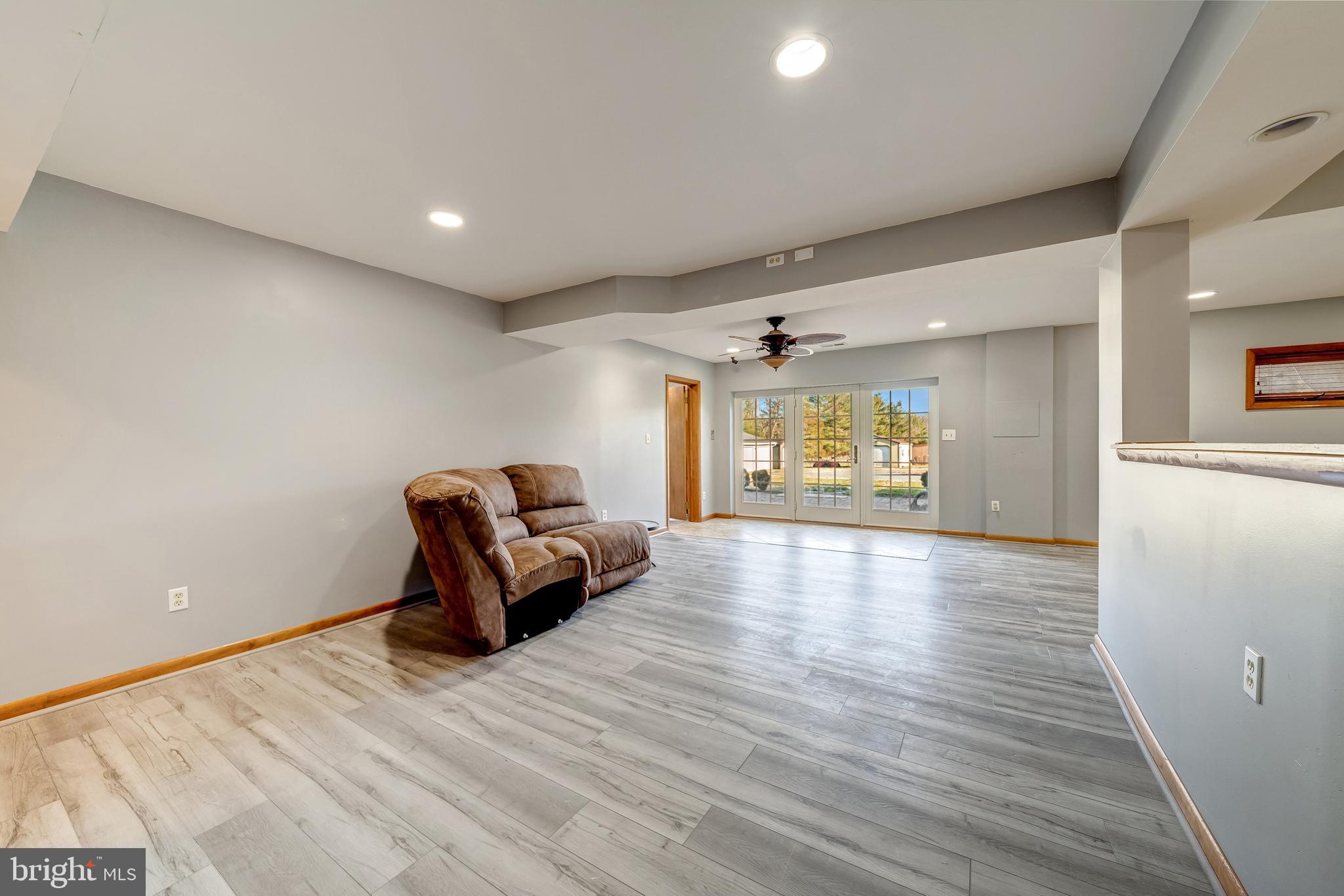 43849 Spinks Ferry Road Leesburg, VA 20176 - Photo 44 of 77 Gallery Image 44