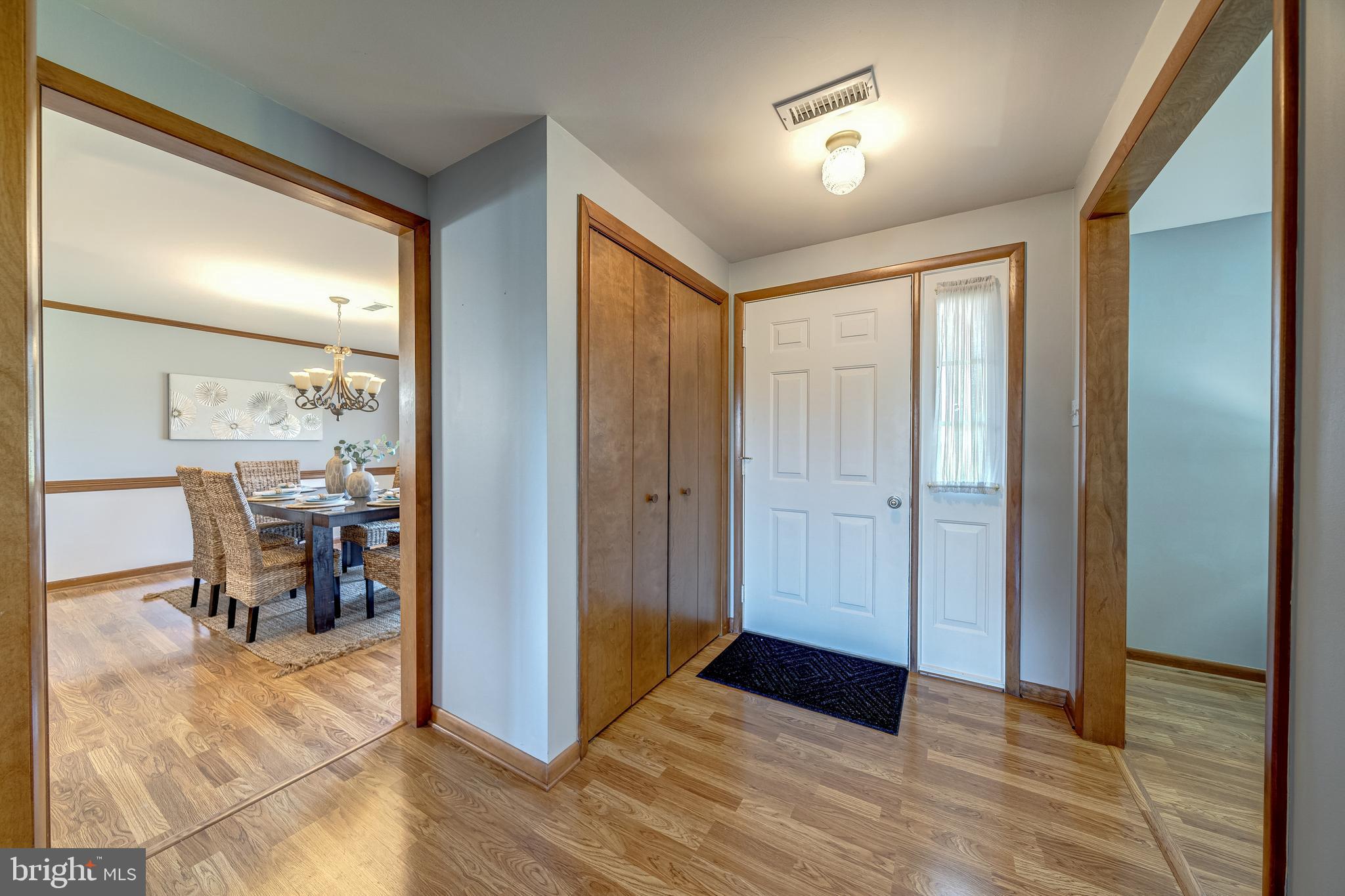 43849 Spinks Ferry Road Leesburg, VA 20176 - Photo 7 of 77 Gallery Image 7