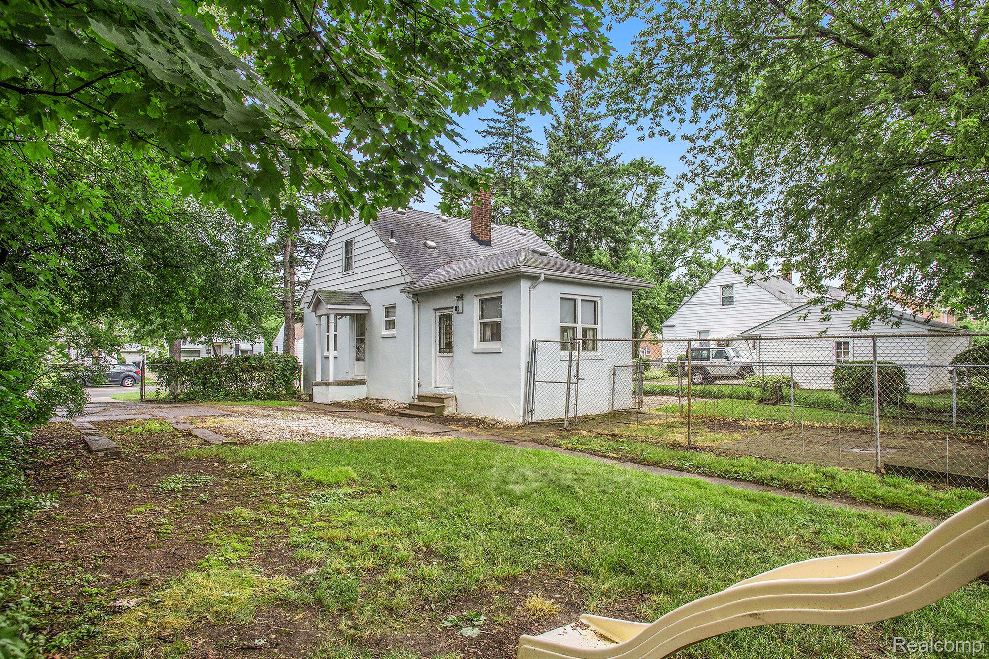 7644 Evergreen Road Detroit, MI 48228 - Photo 5 of 23 Gallery Image 5