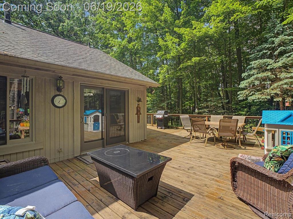 9714 Naiad Road Clarkston, MI 48348 - Photo 9 of 61