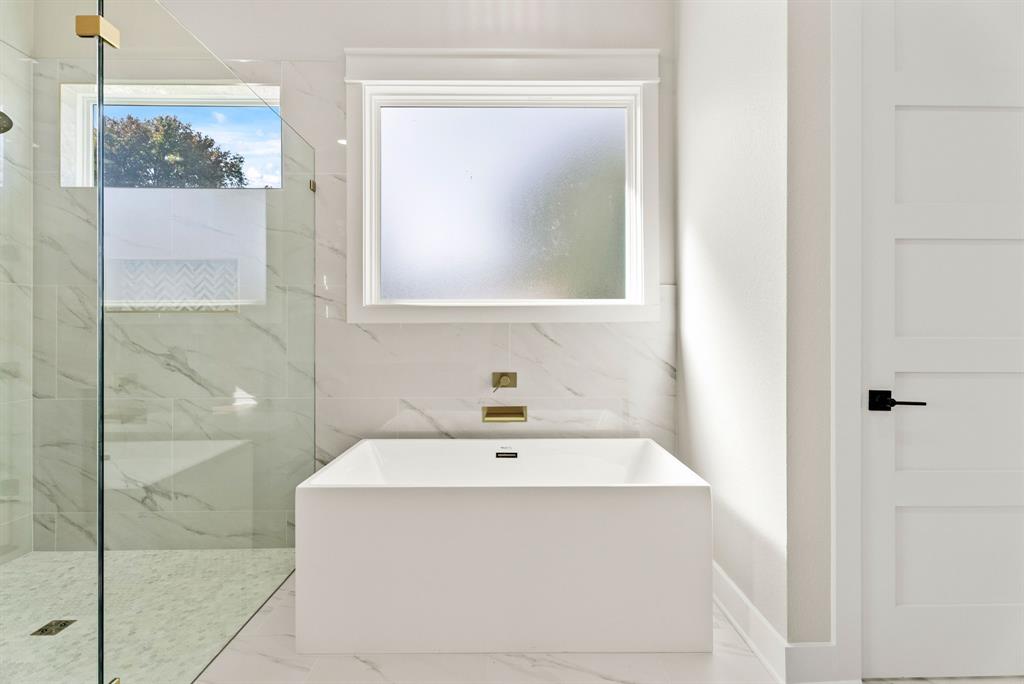 22405 Blue Water Road Chandler, TX 75758 - Photo 17 of 40