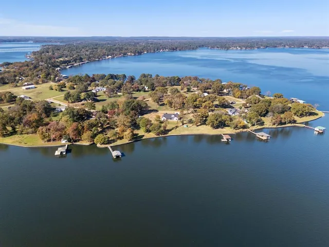 $1,275,000 | 22405 Blue Water Road, Chandler, TX 75758