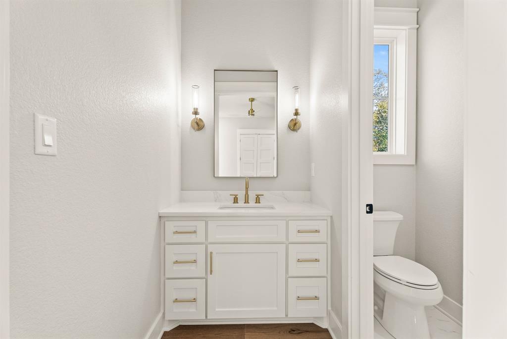 22405 Blue Water Road Chandler, TX 75758 - Photo 26 of 40