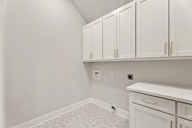 $1,275,000 | 22405 Blue Water Road, Chandler, TX 75758