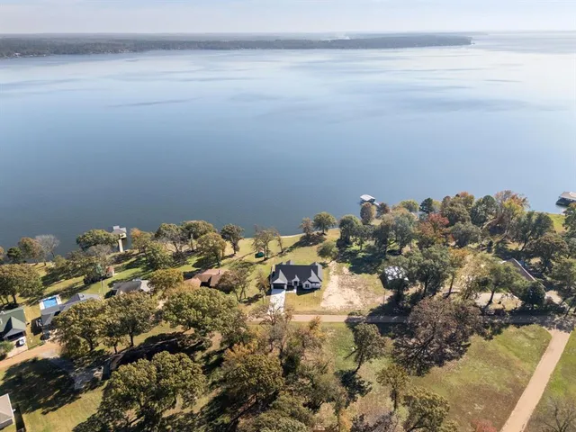 $1,275,000 | 22405 Blue Water Road, Chandler, TX 75758