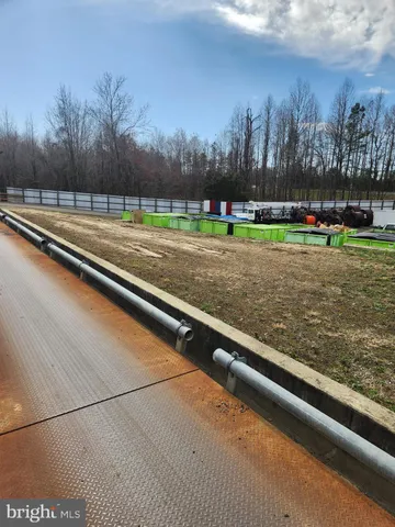 a view of a tennis court