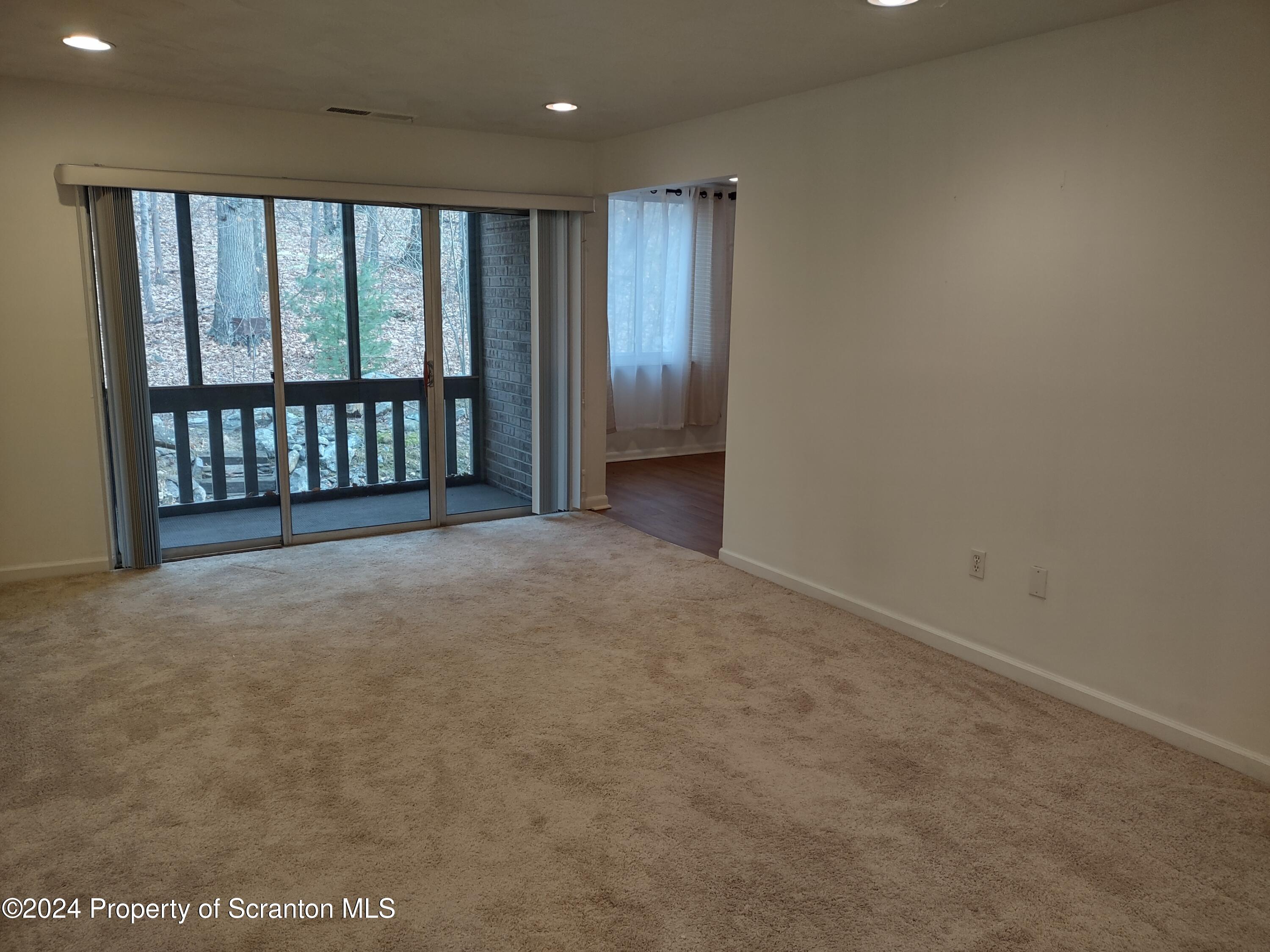 1708 Summit Pointe Scranton, PA 18508 - Photo 12 of 13 IMG_20241204_084707933_HDR