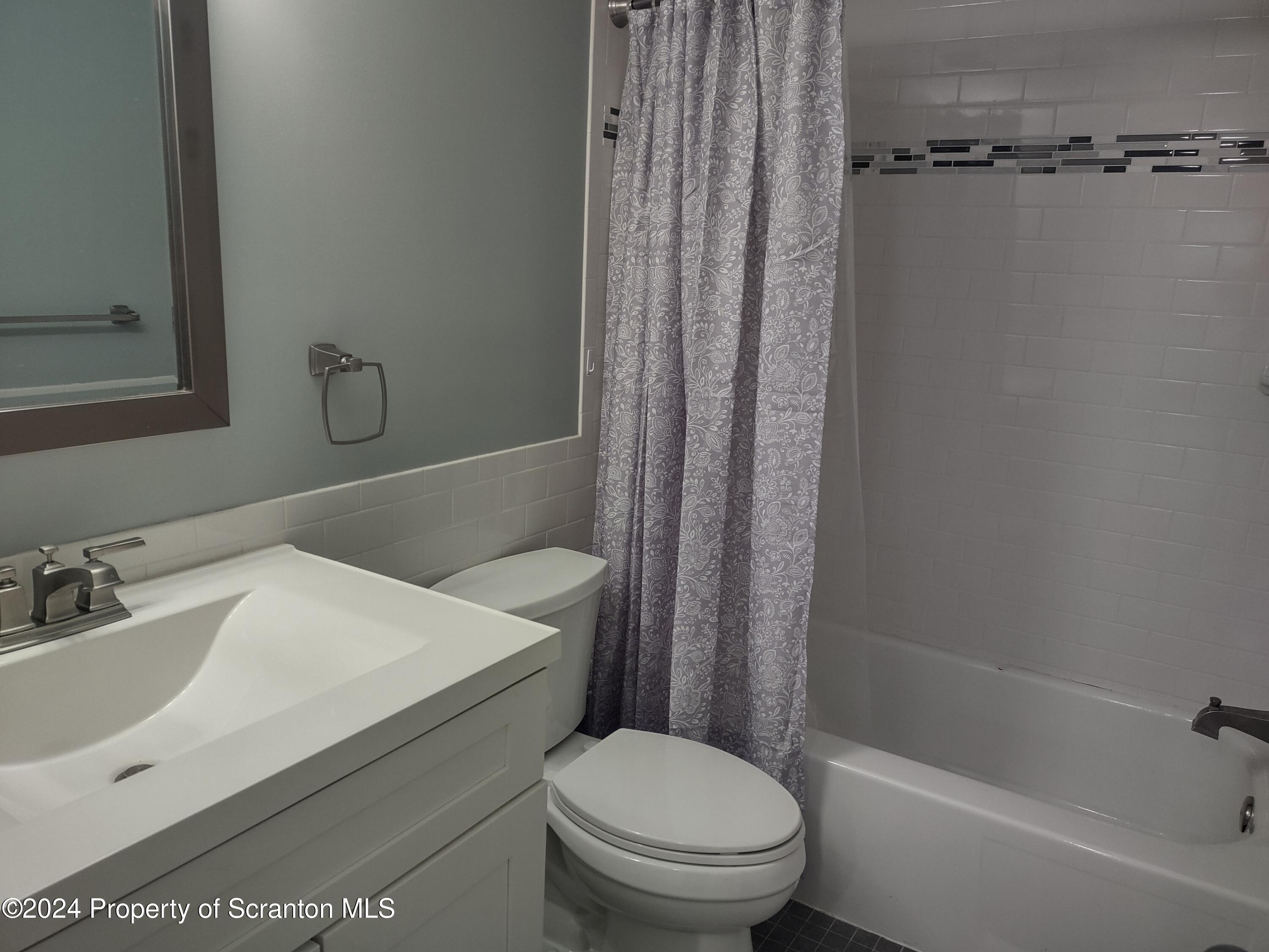 1708 Summit Pointe Scranton, PA 18508 - Photo 13 of 13 IMG_20241204_084656422_HDR