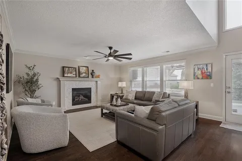 $500,000 | 16524 South Lind Road, Olathe, KS 66062