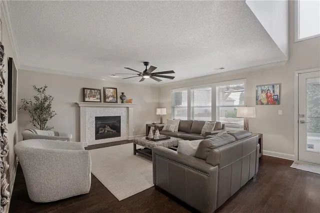 $500,000 | 16524 South Lind Road, Olathe, KS 66062