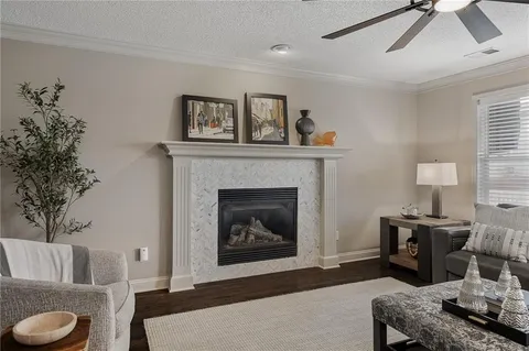 $500,000 | 16524 South Lind Road, Olathe, KS 66062