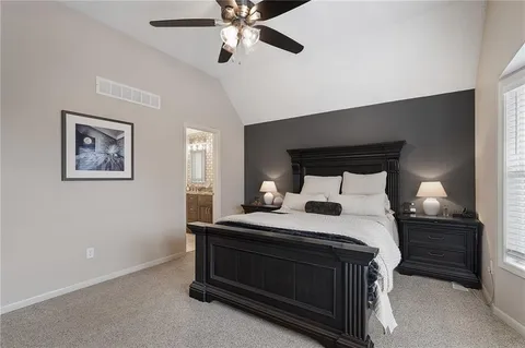 $500,000 | 16524 South Lind Road, Olathe, KS 66062