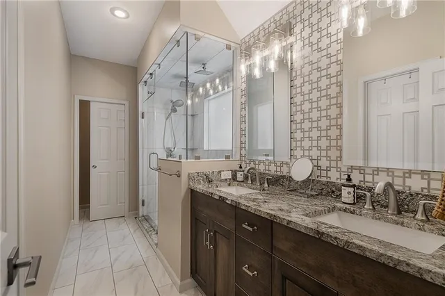 $500,000 | 16524 South Lind Road, Olathe, KS 66062