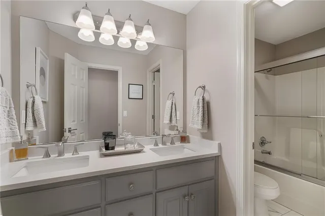 $500,000 | 16524 South Lind Road, Olathe, KS 66062