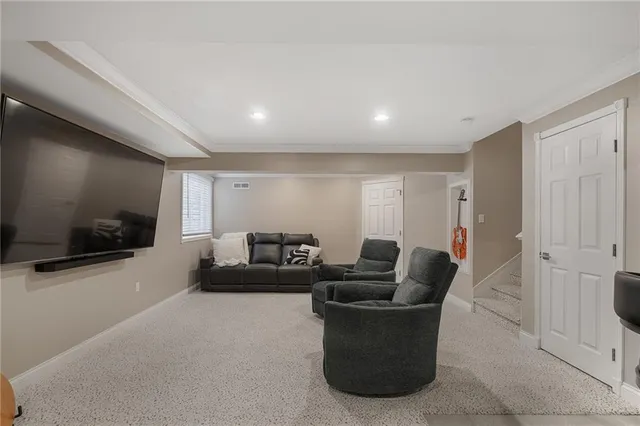 $500,000 | 16524 South Lind Road, Olathe, KS 66062