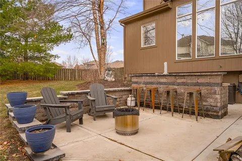 $500,000 | 16524 South Lind Road, Olathe, KS 66062