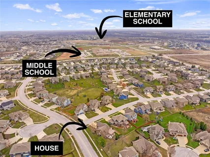 $500,000 | 16524 South Lind Road, Olathe, KS 66062