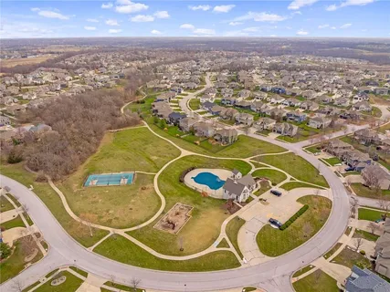 $500,000 | 16524 South Lind Road, Olathe, KS 66062
