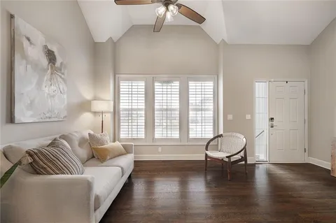 $500,000 | 16524 South Lind Road, Olathe, KS 66062