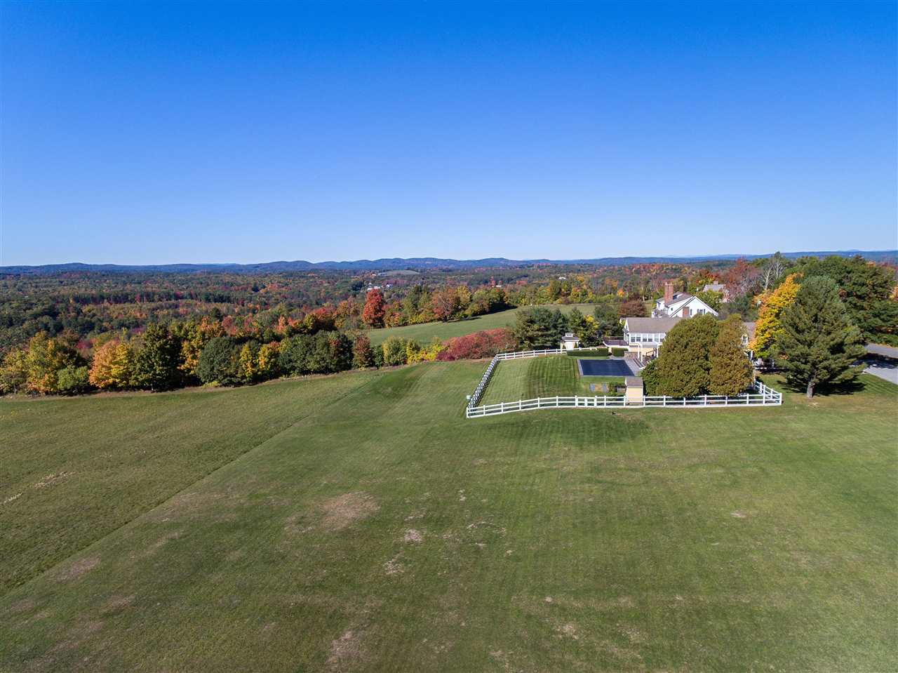 131 Hooper Hill Road New Boston, NH 03070 - Photo 2 of 39