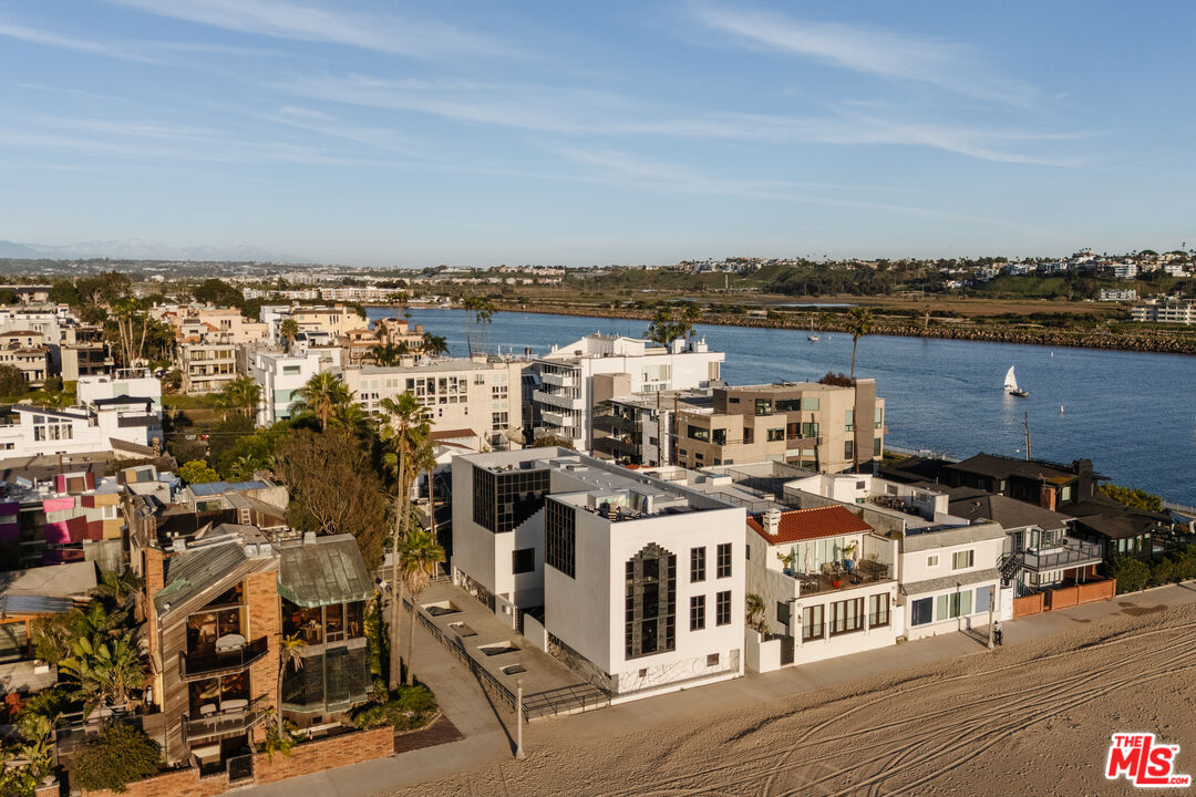 4 Yawl Street Marina del Rey, CA 90292 - Photo 30 of 34 an aerial view of a house with wooden floor and city view