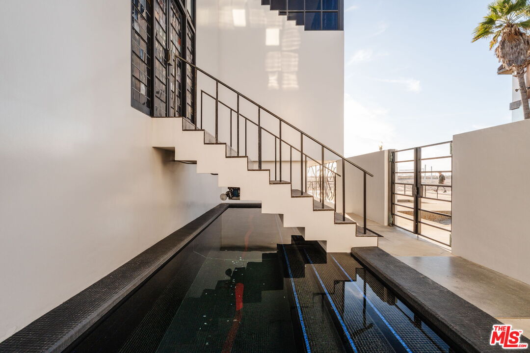 4 Yawl Street Marina del Rey, CA 90292 - Photo 32 of 34 a view of entryway and hall with wooden floor
