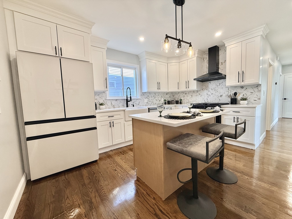 60-62 Wellsmere Road, Unit 2 Boston, MA 02131 - Photo 3 of 13 Gallery Image 3