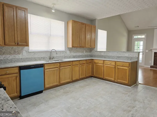 $318,900 | 537 Goldfinch Way, Stockbridge, GA 30281