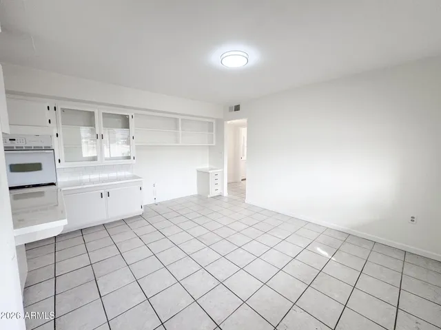 $1,695 | 11221 North 103rd Avenue, Sun City, AZ 85351