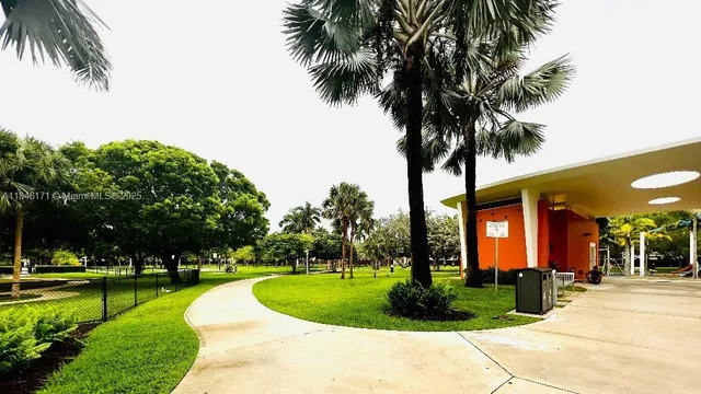 $1,800 | 701 Three Islands Boulevard, Unit 315, Hallandale Beach, FL 33009