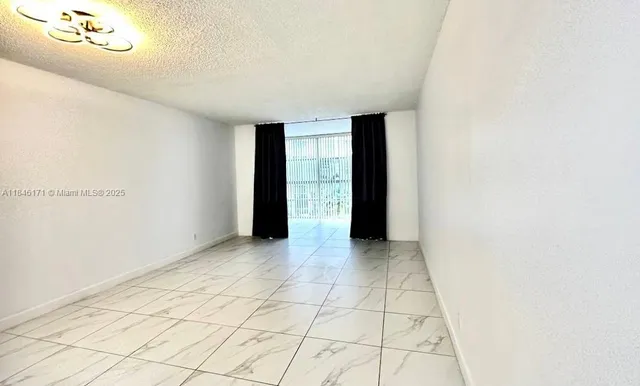 $1,800 | 701 Three Islands Boulevard, Unit 315, Hallandale Beach, FL 33009