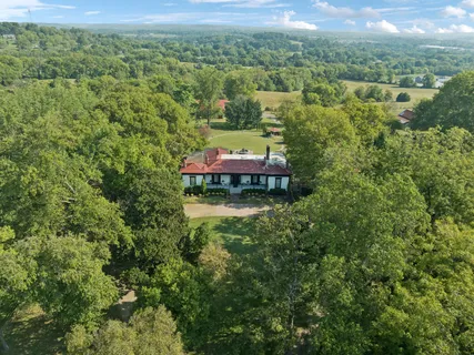 $2,999,999 | 1512 Williamsport Pike, Columbia, TN 38401