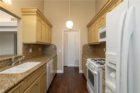 $1,799,000 | 1955 Vista Caudal, Newport Beach, CA 92660