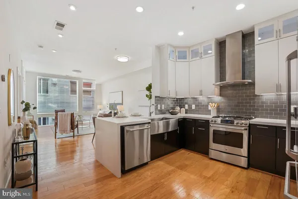 $600,000 | 1443 Chapin Street Northwest, Unit 202, Washington, DC 20009