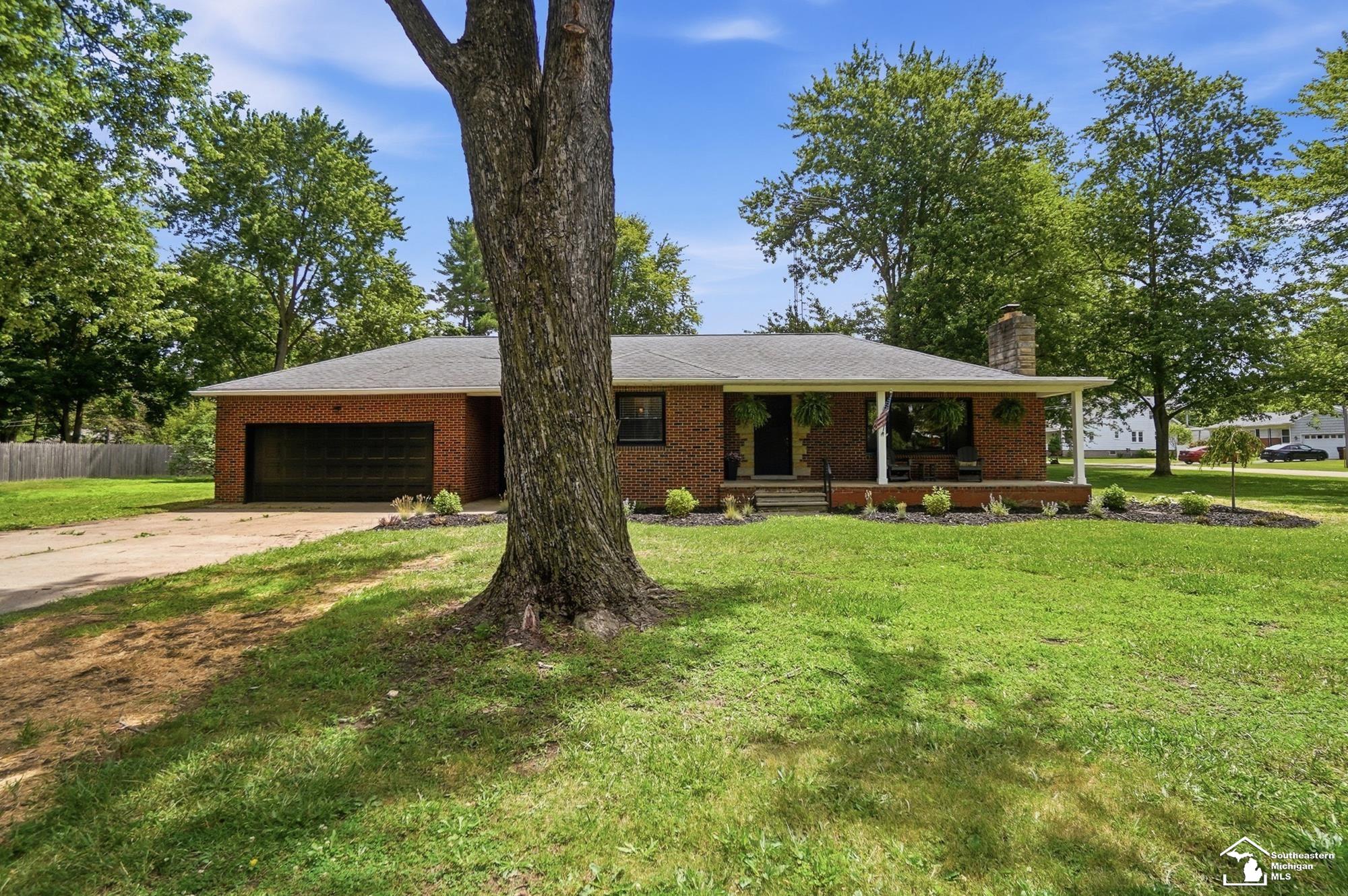 12512 Maxwell Road Carleton, MI 48117 - Photo 3 of 51