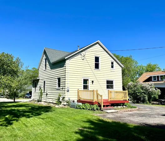 $215,000 | 213 Lake Avenue, Detroit Lakes, MN 56501