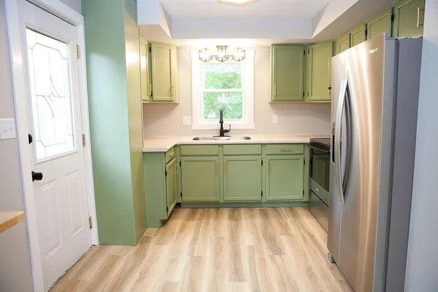 $220,000 | 213 Lake Avenue, Detroit Lakes, MN 56501