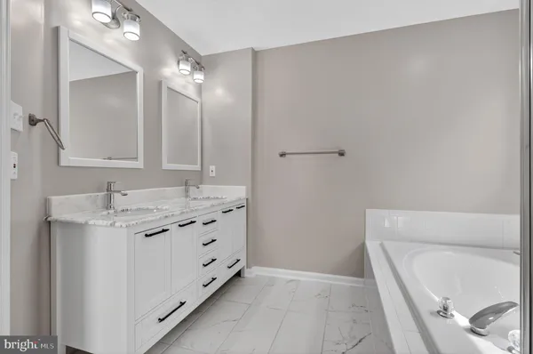 $513,000 | 9538 Oakhurst Drive, Columbia, MD 21046