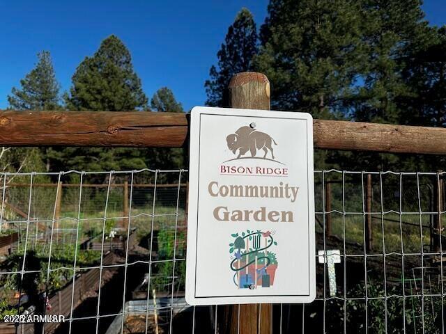 4800 West Tatanka Loop Show Low, AZ 85901 - Photo 32 of 36 a sign that is on the wall of a building